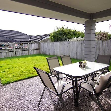 House In Hamilton Villa Exterior foto